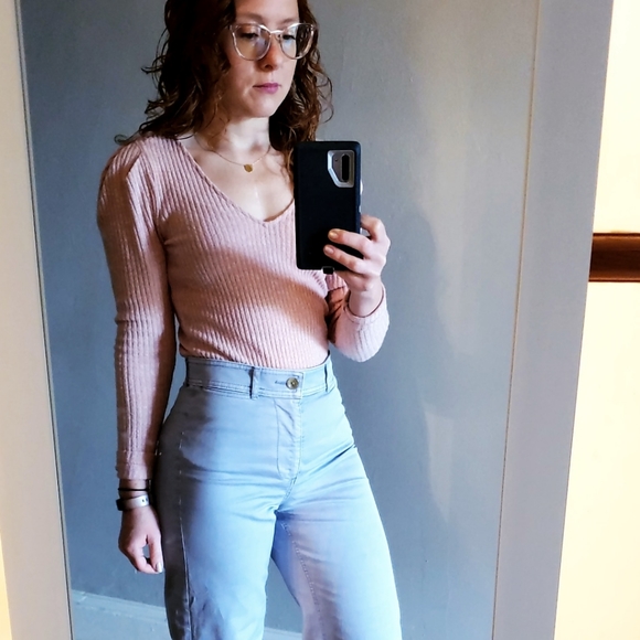 Meet your Posher, Lo! - Picture 4 of 5